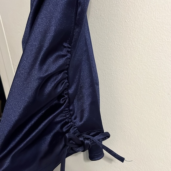 Honey & Rosie soft satin look material blue homecoming dress XXS - Picture 3 of 6
